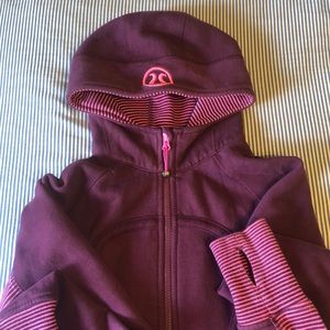 Lululemon Scuba Hoodie with fleece lining-size 6/8
